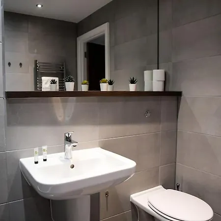 Modern 2 Bedroom Apartment - City Centre - Parking Manchester Exterior photo